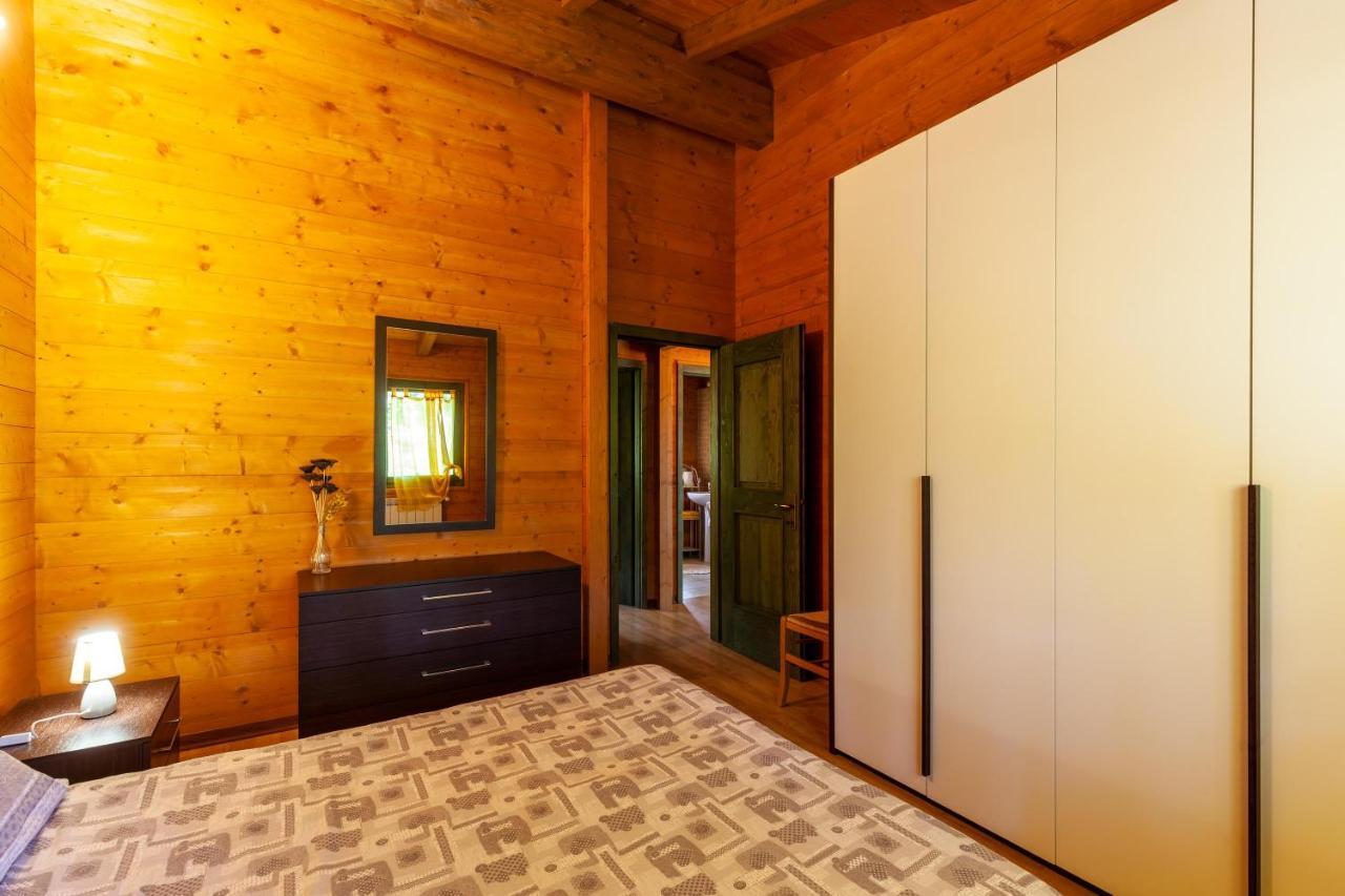 Villaggio Anemone - Chalet Anemone Capanne di Sillano Exterior photo